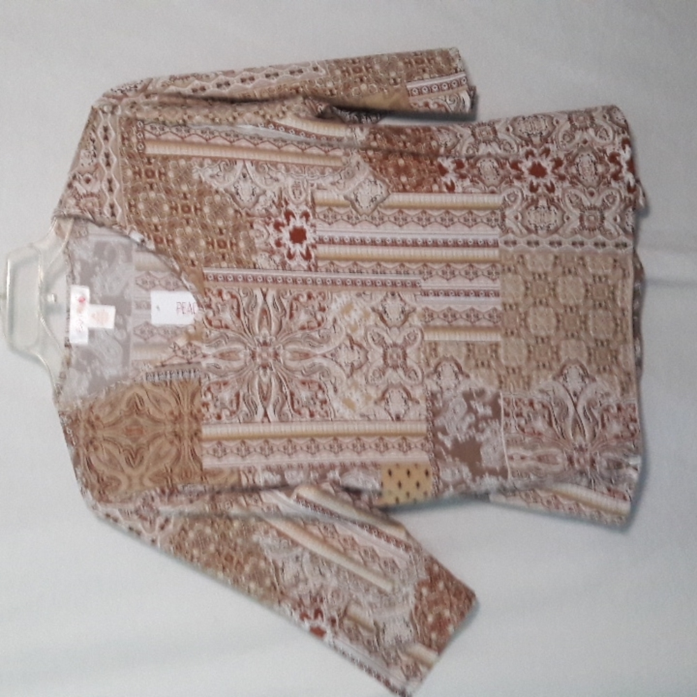 Peachy Pink Brand Top High low  Hem Three Quarter Sleeves